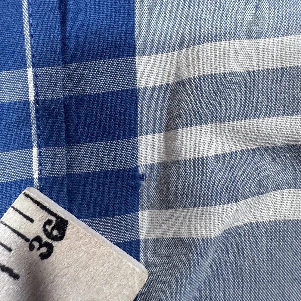J Crew‎ Shirt Mens Large Blue Gray Plaid Lightweight Chambray Button Up Casual